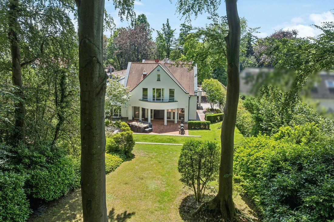 Villa in Essen, North Rhine-Westphalia, Germany 3 - 19070405