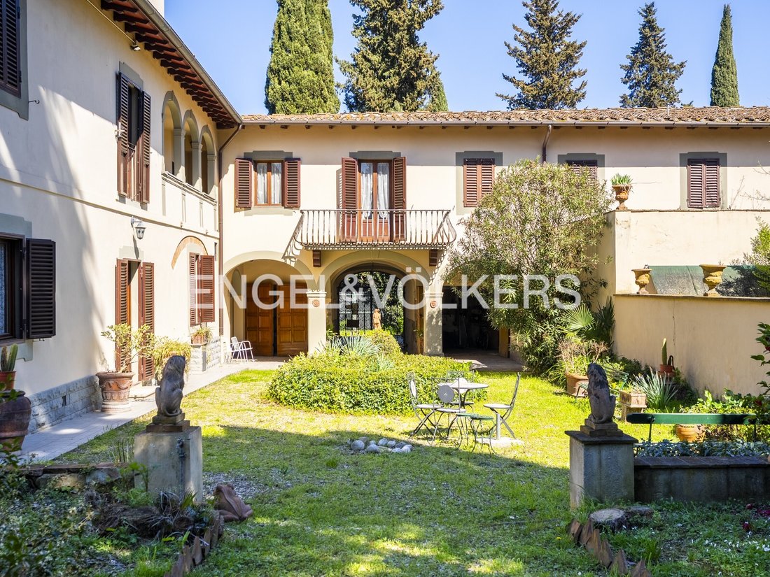 House in Isolotto, Florence, Italy 2 - 19070646