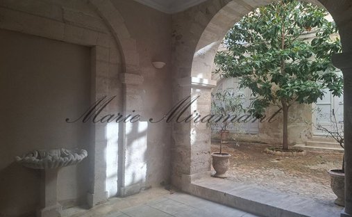 Apartment in La Balance-Palais des Papes, Avignon, France 1