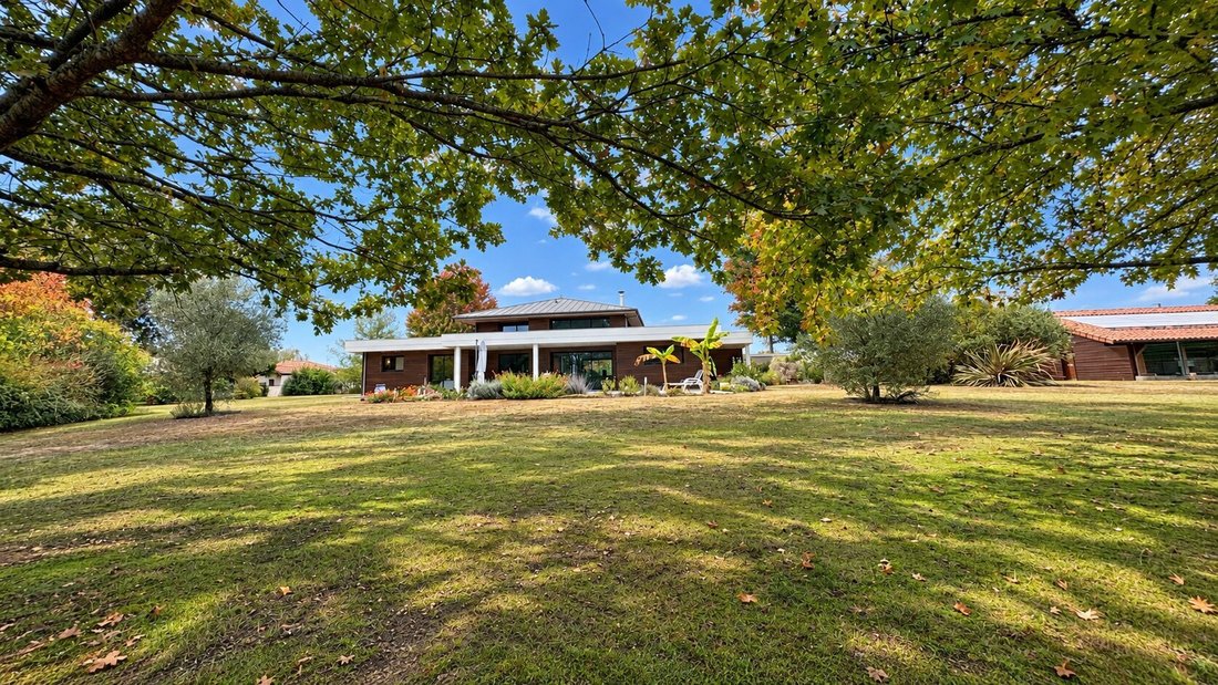 Villa in Saint-Paul-lès-Dax, Nouvelle-Aquitaine, France 3 - 19075542