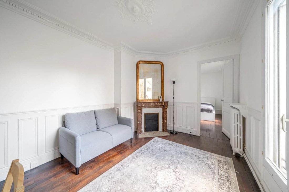 Apartment in Perouses, Paris, Ile-de-France 4 - 19071038