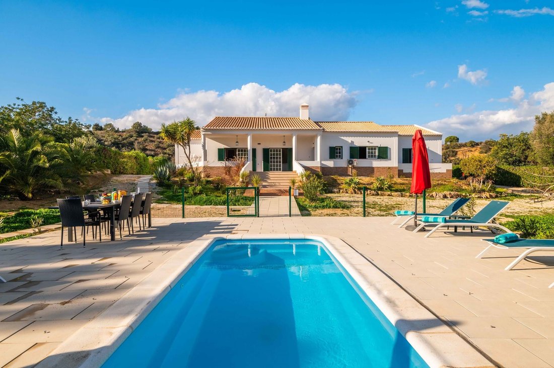 Villa in Porches, Algarve, Portugal 1 - 19076000