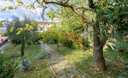 Villa in Malaucène, Provence-Alpes-Côte d'Azur, France 1
