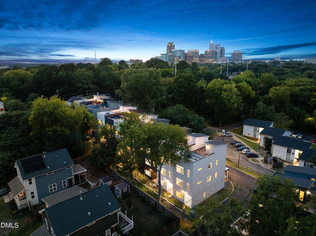 Townhouse en Raleigh, Carolina del Norte, Estados Unidos 2 - 19069189