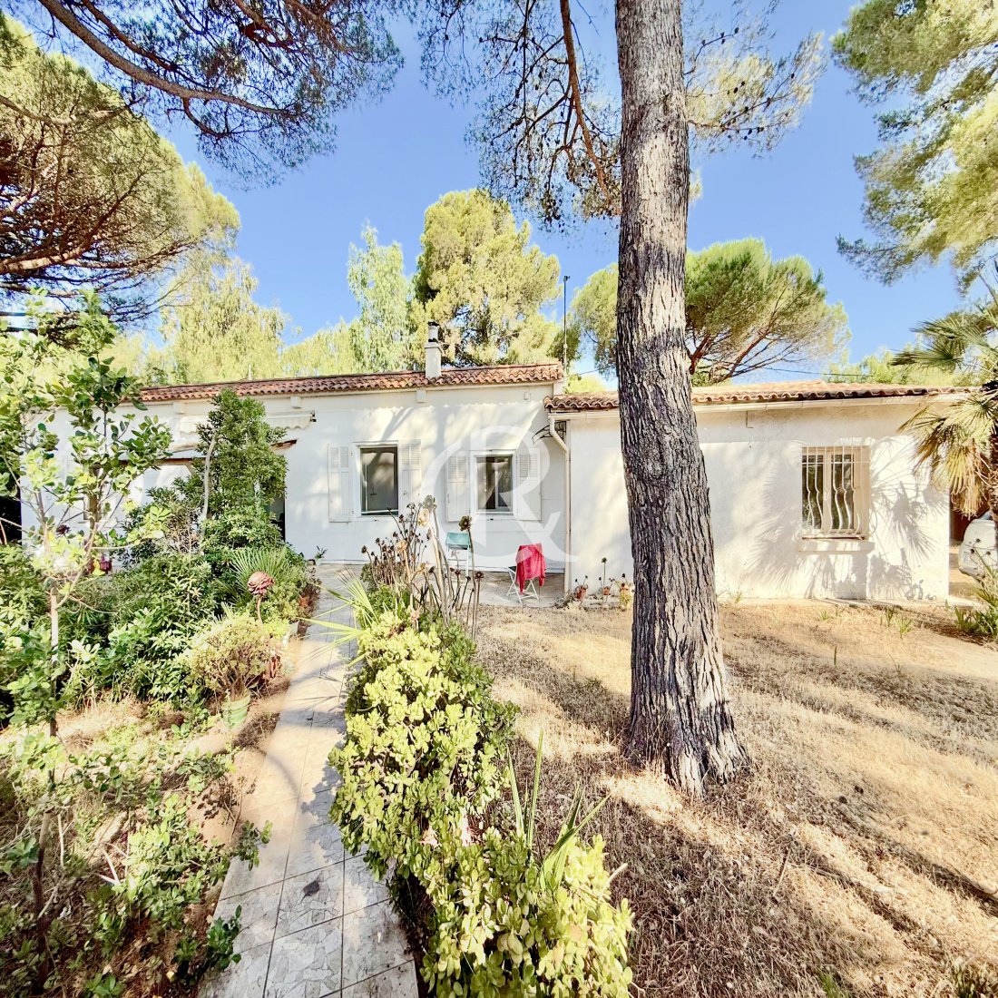 Maison à Hyères, Provence-Alpes-Côte d'Azur, France 1 - 19075308