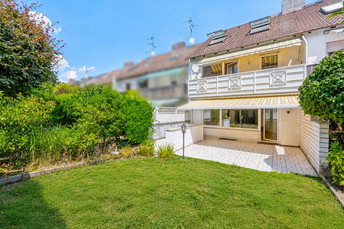 Casa en Steinbach, Hesse, Alemania 1 - 19070029