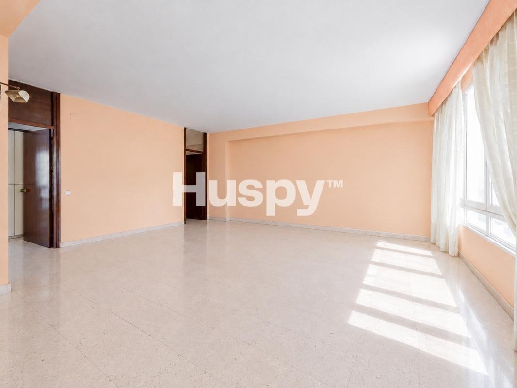 Apartment in Casco Antiguo, Seville, Spain 3 - 19071062