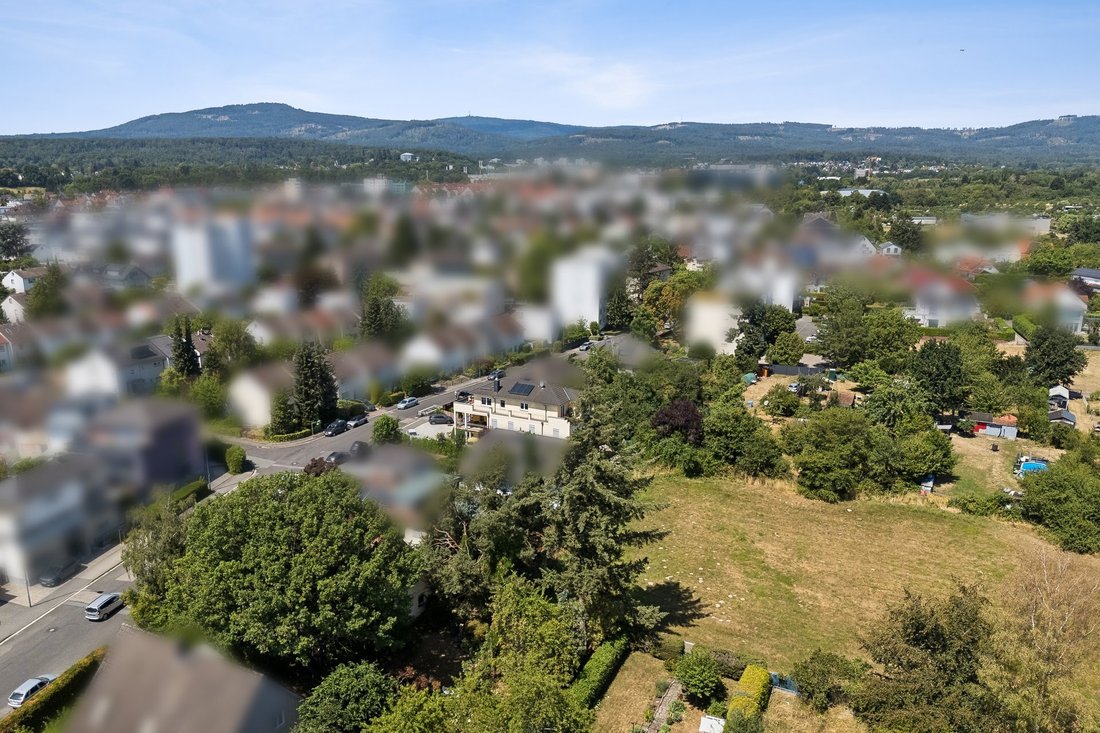 Otros en Oberursel, Hesse, Alemania 3 - 19070451