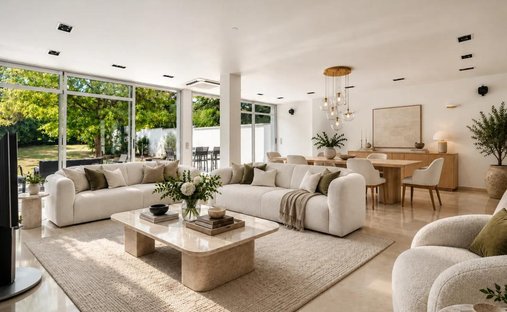 House in Centre Ville-Tour du Lac, Enghien-les-Bains, France 1