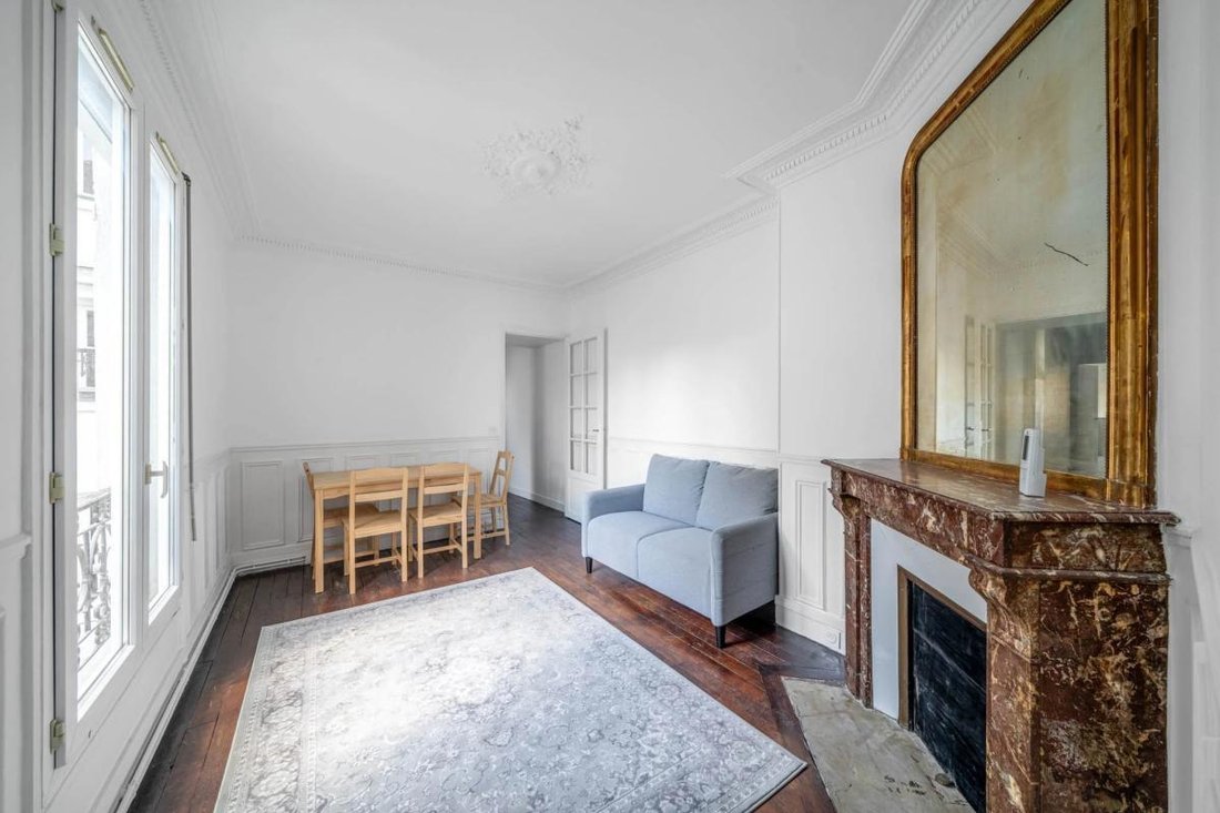 Apartment in Perouses, Paris, Ile-de-France 3 - 19071038