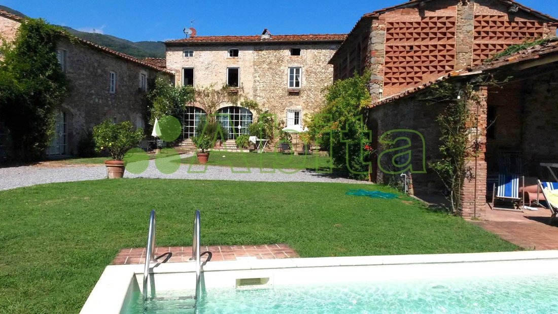 Casa di campagna a Centro, Capannori, Toscana 1 - 17269563