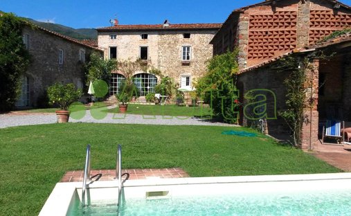 Maisons de campagne à Centro, Capannori, Toscane 1