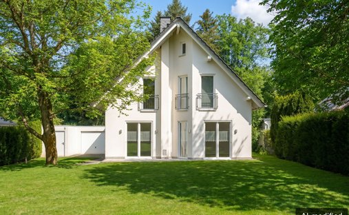 House in Kleinmachnow, Brandenburg, Germany 1