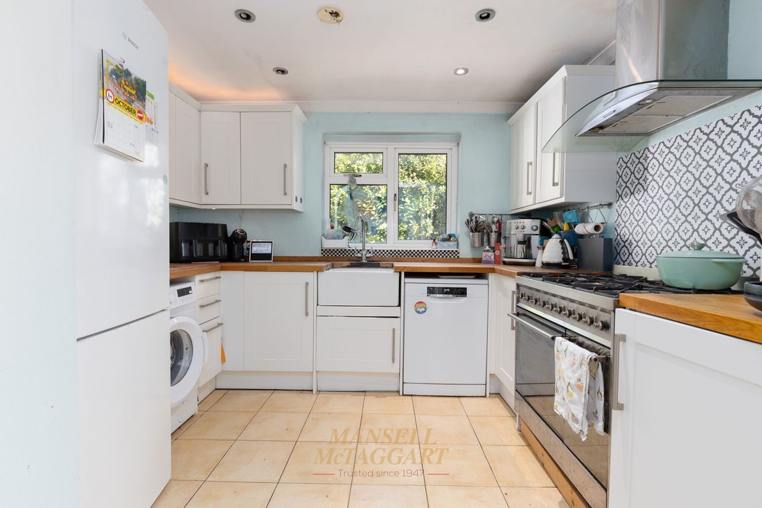 Casa a Horley, Inghilterra 4 - 19070965