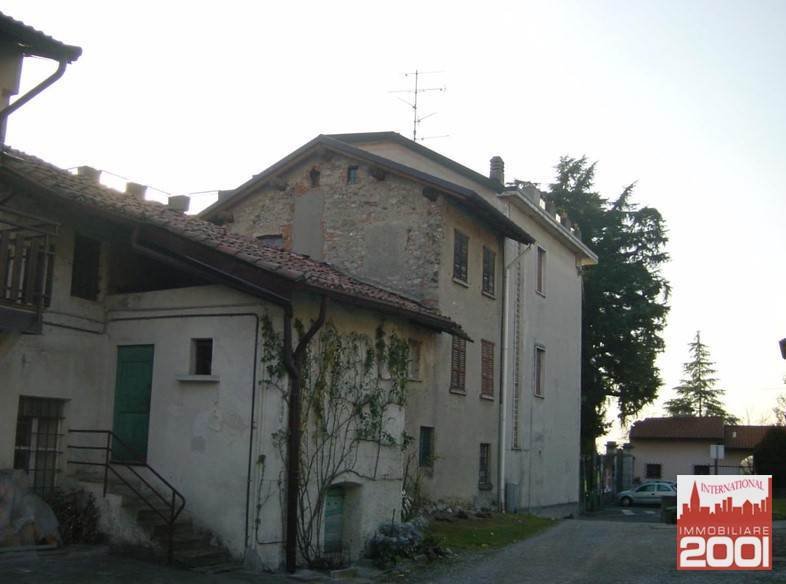 Tenuta a Vertemate con Minoprio, Lombardia, Italia 2 - 15412187