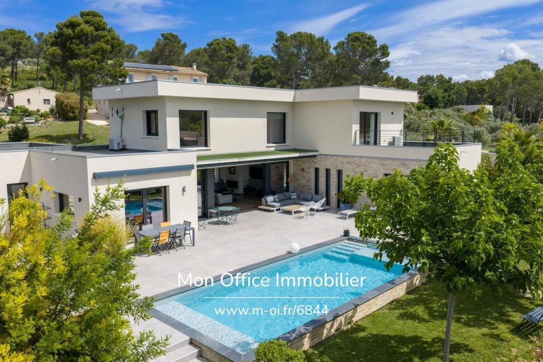 Haus in Ventabren, Provence-Alpes-Côte d'Azur, Frankreich 1 - 18843562