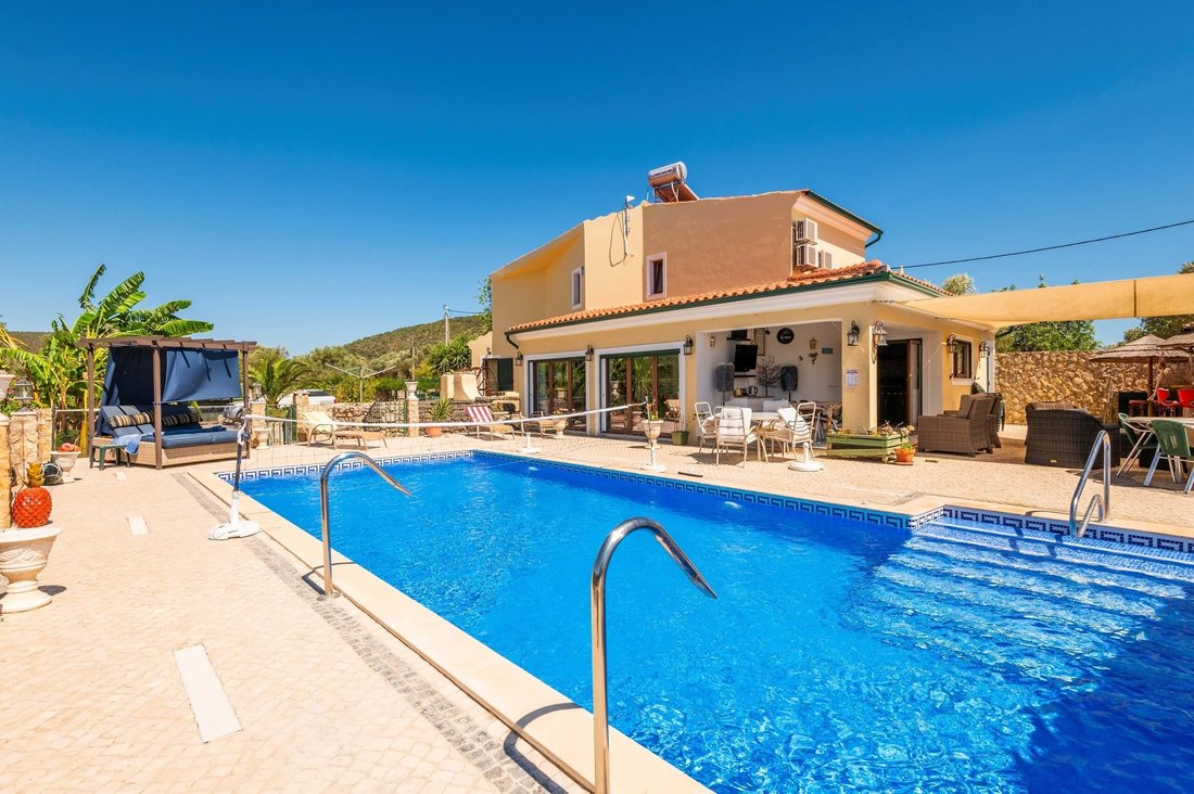 Villa en Praia dos Pescadores, Olhos de Agua, Portugal 1 - 14909116