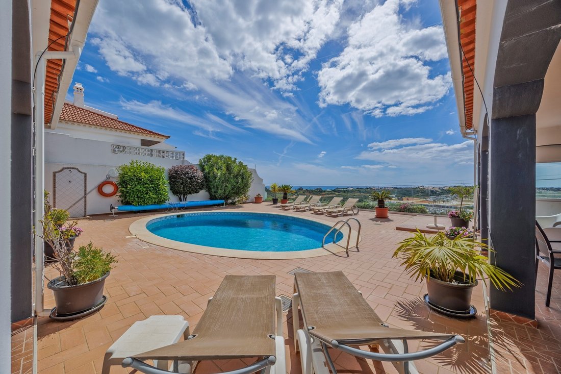 Villa in Praia dos Pescadores, Olhos de Agua, Portugal 1 - 19075964