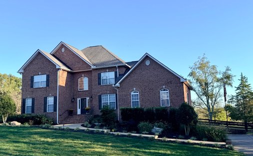 House in Burns, Tennessee, United States 1