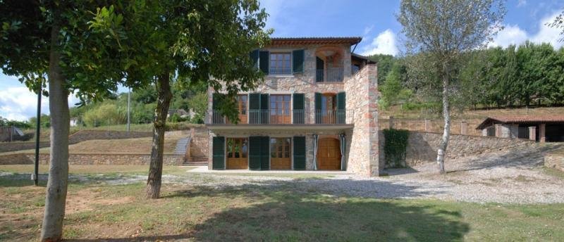 Landhaus in Barga, Toskana, Italien 3 - 16958074