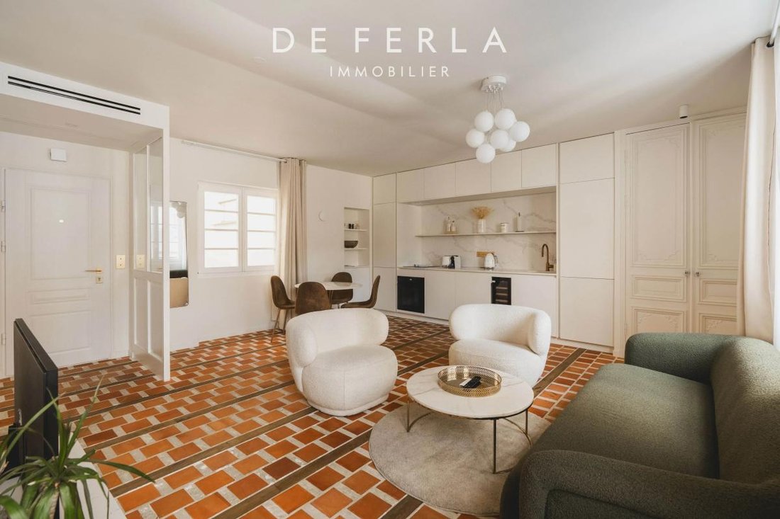 Apartment in Monnaie, Paris 6e Arrondissement, Paris 4 - 19075369