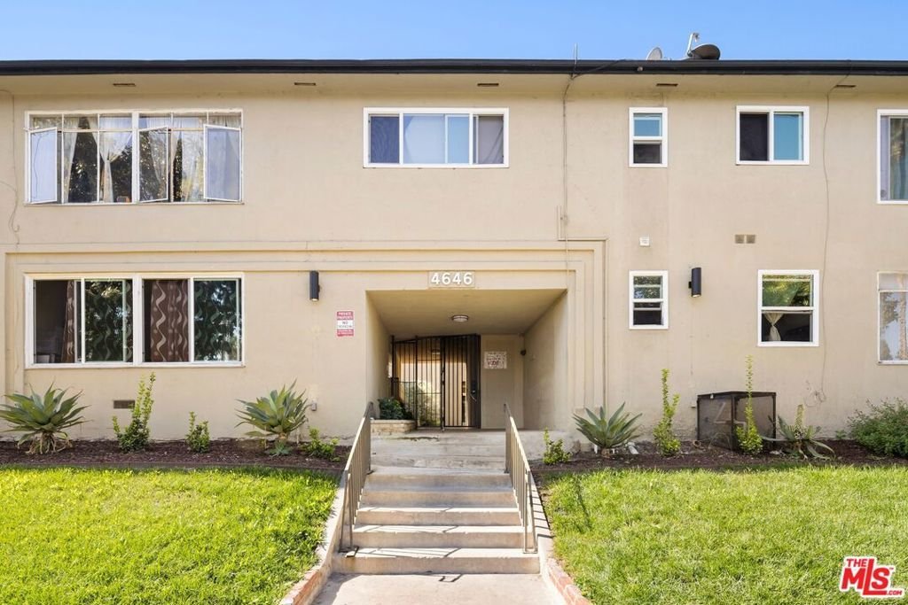 Los Angeles, California, United States 2 - 19073499