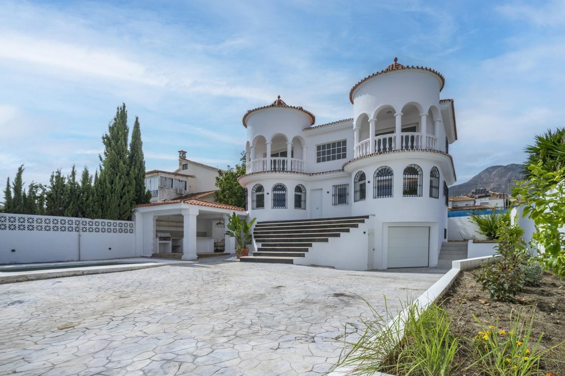 Villa in Arroyo de la Miel, Benalmadena, Andalusia 1 - 19069790