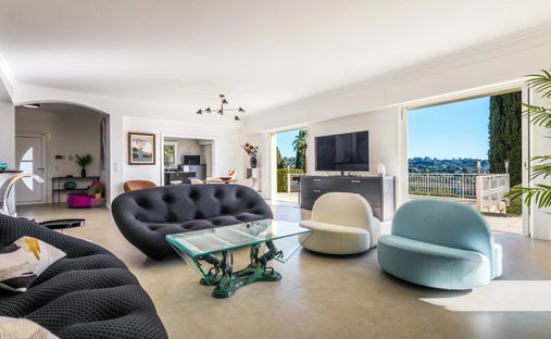 Villa in Quartiers Est les Salettes-Les Campons, La Colle-sur-Loup, France 1