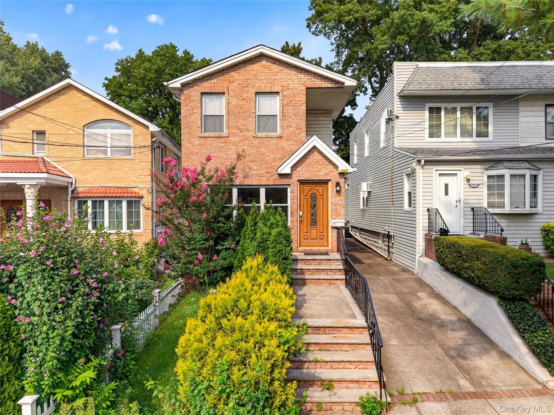 House in New York, New York, United States 1 - 19073840