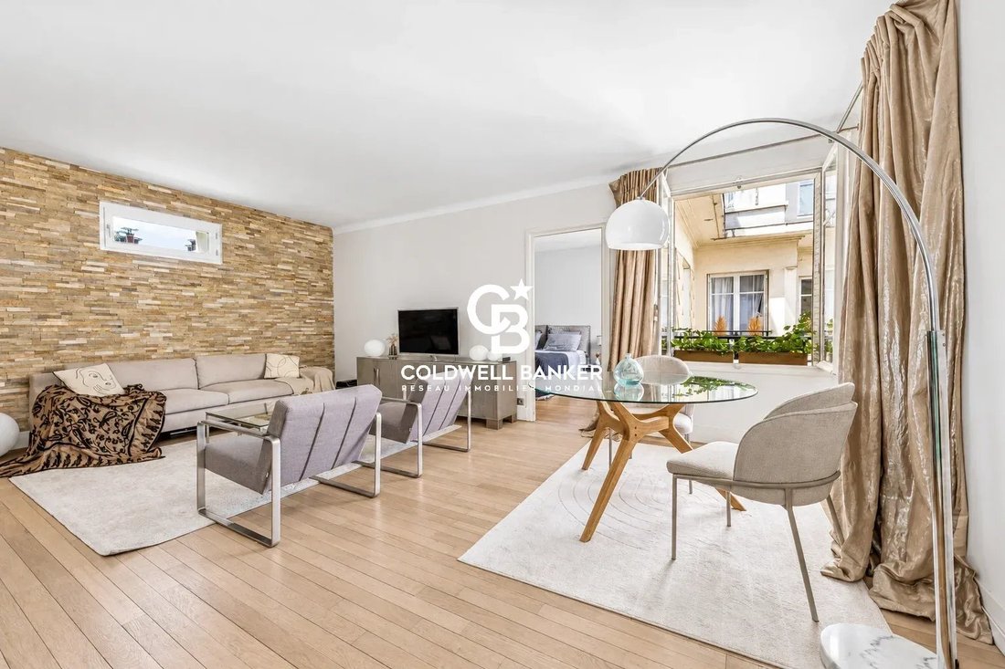 Apartment in Gros Caillou, Paris 7e Arrondissement, Paris 1 - 18533614