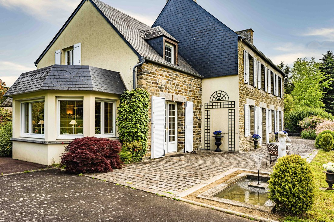 Casa a Conde-sur-Noireau, Condé-en-Normandie, Francia 2 - 19069146
