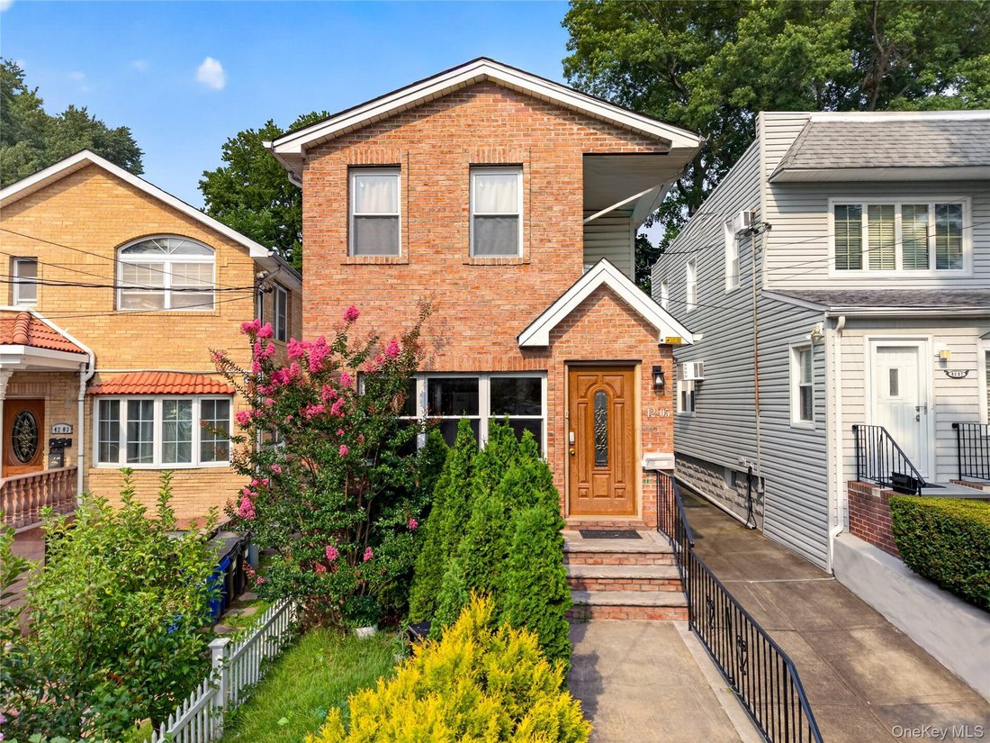 House in New York, New York, United States 2 - 19073840