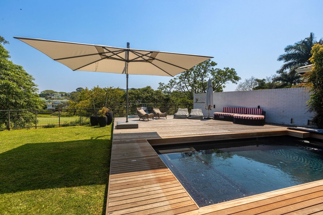 Maison à Mount Edgecombe Country Estate 2, KwaZulu-Natal, Afrique du Sud 2 - 19073784