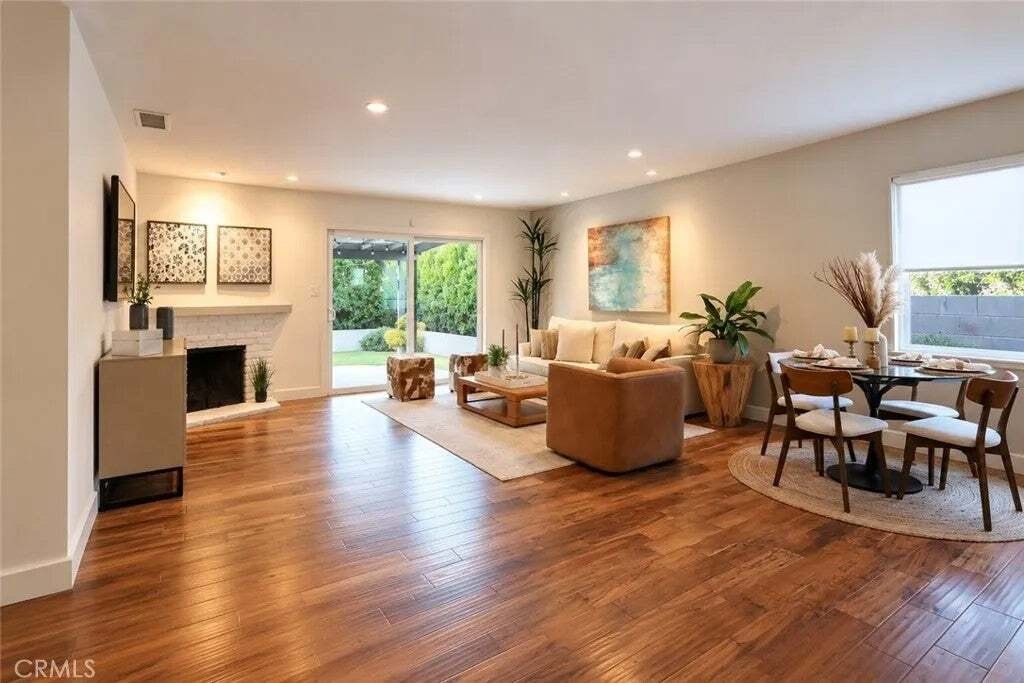 Maison à Santa Ana, Californie, États-Unis 1 - 18540331