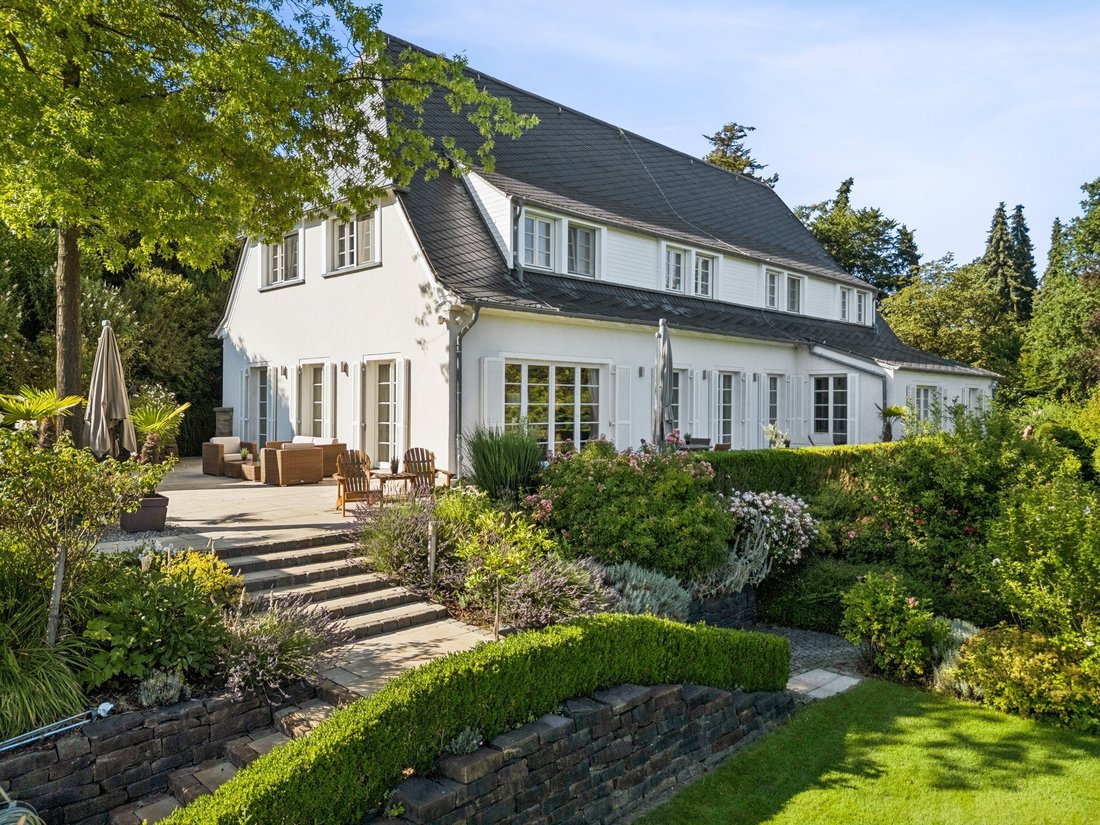 Villa a Essen, Renania Settentrionale-Vestfalia, Germania 2 - 19071688