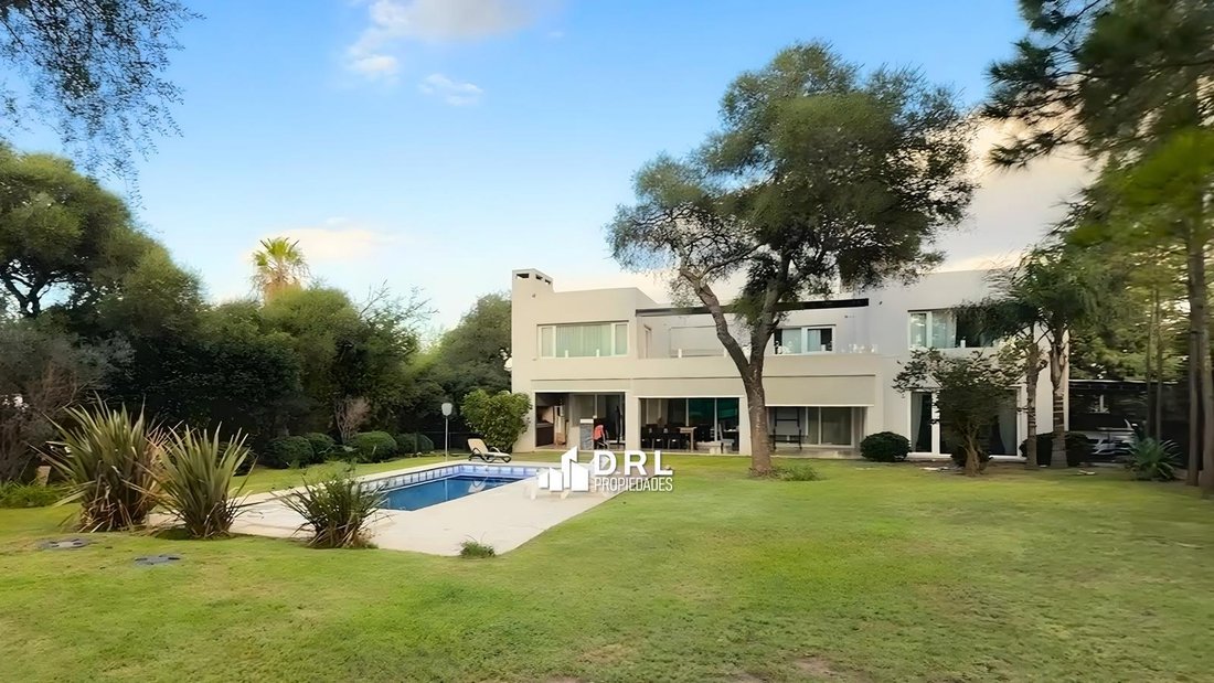 House in Córdoba, Cordoba, Argentina 2 - 19069720