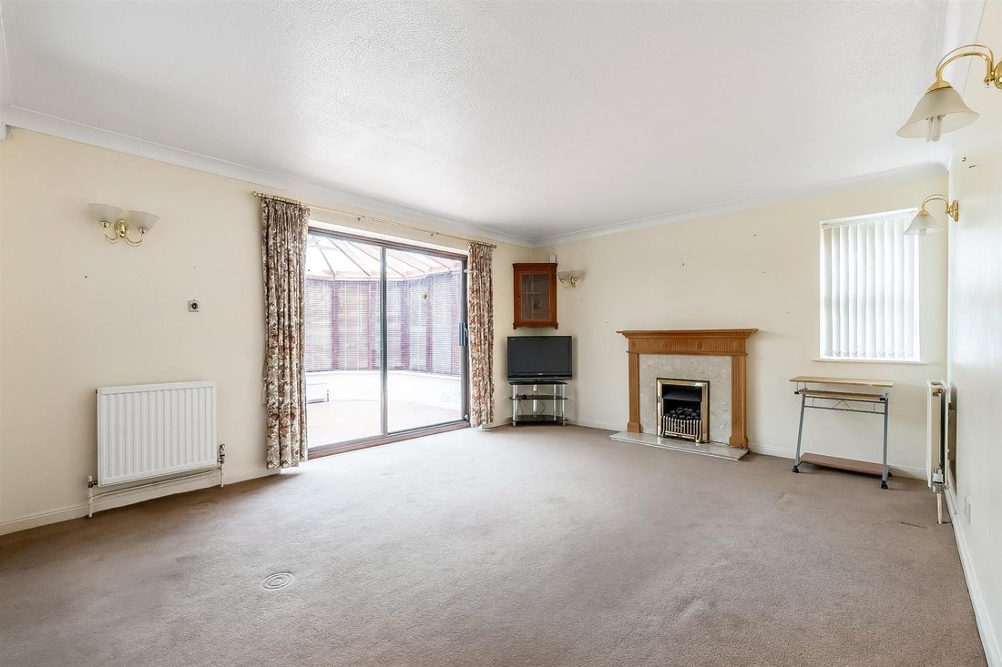 Casa a Leatherhead, Inghilterra 3 - 19073827