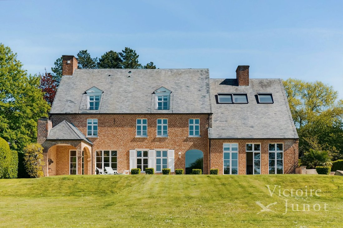 Villa in Sint-Genesius-Rode, Flämische Region, Belgien 2 - 19071539