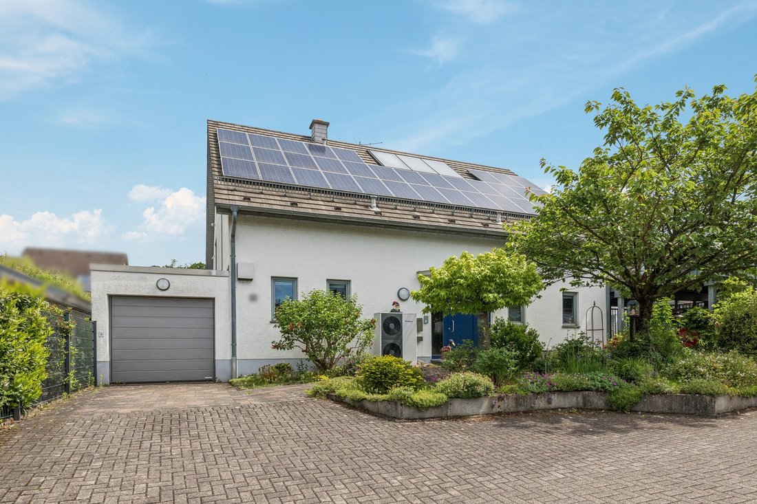 House in Bergisch Gladbach, North Rhine-Westphalia, Germany 1 - 19072122