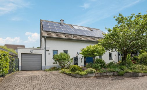 House in Bergisch Gladbach, North Rhine-Westphalia, Germany 1