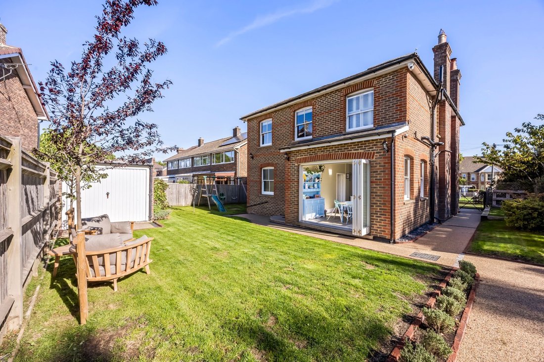 House in Crowborough, England 3 - 19070844