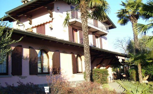 Haus in Cermenate, Lombardei, Italien 1