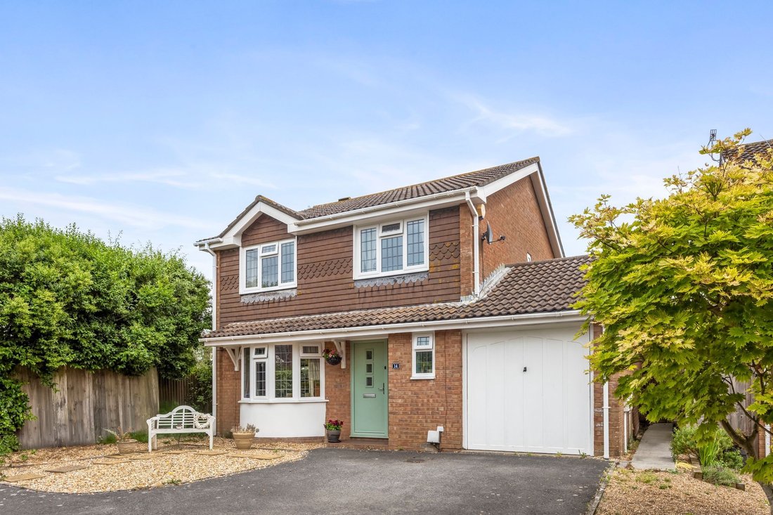 House in Steyning, England 1 - 19071069