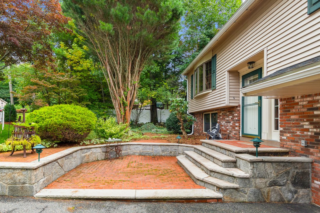 House in Burlington, Massachusetts, United States 5 - 19073089