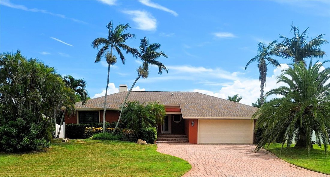 House in St. Petersburg, Florida, United States 1 - 19074113