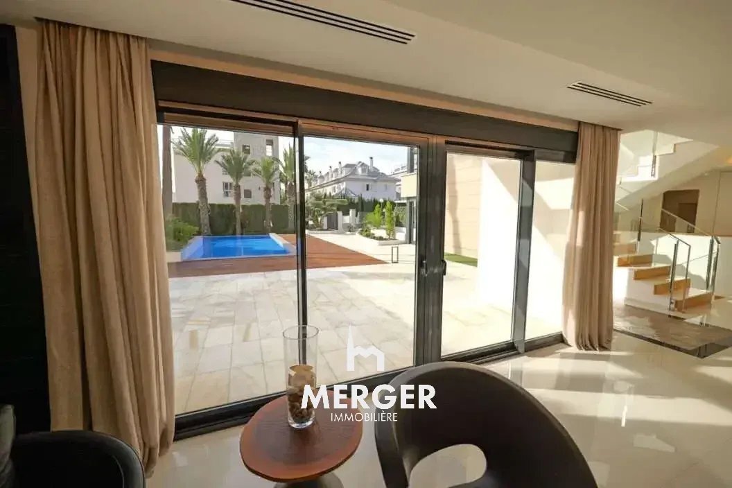 Villa en Torrevieja, Comunidad Valenciana, España 3 - 19071208