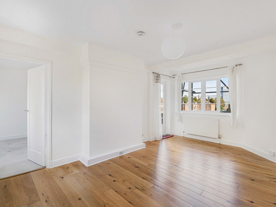 Apartment in Gunnersbury, Hounslow, England 1 - 19075490