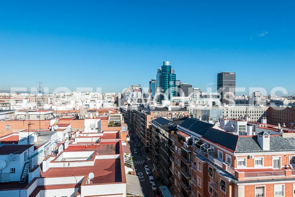 Appartamento a Chamberí, Madrid, Spagna 2 - 19075343