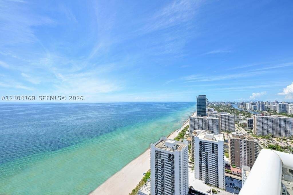 Condominio en Hallandale Beach, Florida, Estados Unidos 1 - 19074302