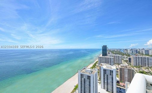 Appartement à Hallandale Beach, Floride, États-Unis 1